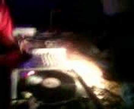 Dj Skoobi & Skrapi Doo