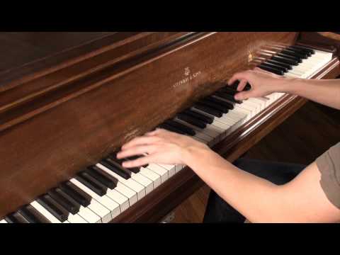 Give Me All Your Luvin - Madonna piano tutorial