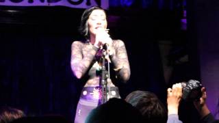 Bridget Kelly Singing  &#39;Goosebumps&#39; Live At The Jazz Cafe 27/01/14
