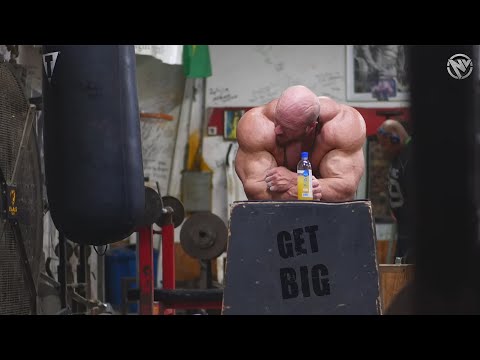 Modern Mass Monsters on the Scene - ''Over 300Lbs'' - Build A Body That Dominates
