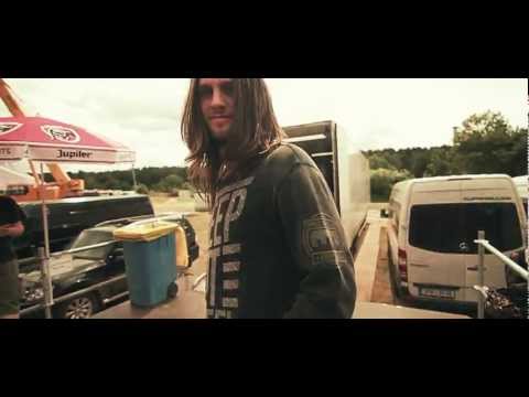 download lagu mp3 mp4 While She Sleeps Clothing, download lagu While She Sleeps Clothing gratis, unduh video klip While She Sleeps Clothing