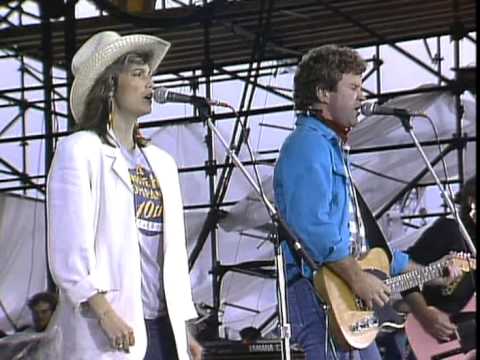 Southern Pacific and Emmylou Harris - A Thing About You (Live at Farm Aid 1985)