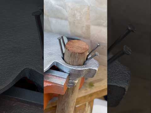 A melhor técnica de encabar enxada #enxada #CABEAMENTO #truques #ideias #dicasincriveis