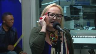 702 Unplugged with Mango Groove