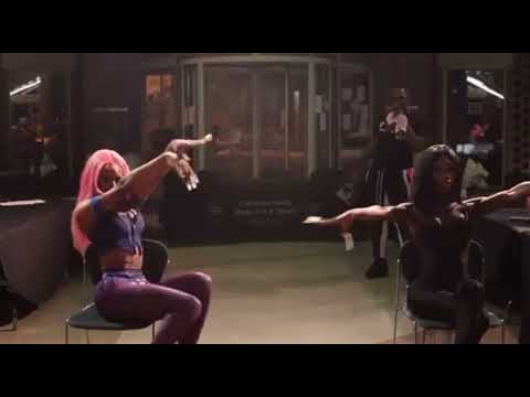 Layla Balmain VS Jae Lon Moskow Hand Performance Part 1 @TheLoveOutLoudBall 2/11/22