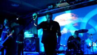 in flux SAD LOVERS & GIANTS LIVE ROMA BLACK OUT 10-04-09