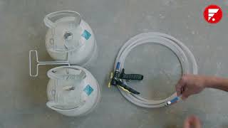 A mobile system for spraying and injecting PUR foam insulation