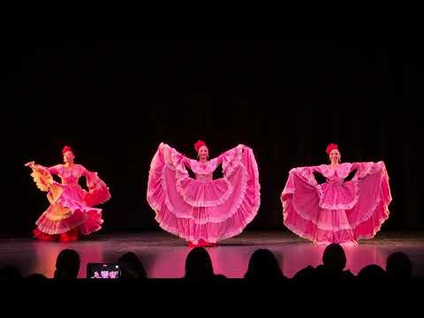 Raices y Ritmo  de Latin Mirage Dance Studio.