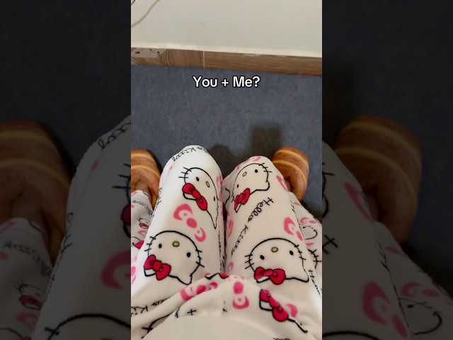 Vídeo relacionado con Hello Kitty Sanrio Manta con Capucha Niñas Adolescentes, Sudaderas de Marca Oversize con o sin Función Almohada, Regalos Niña (Rosa)