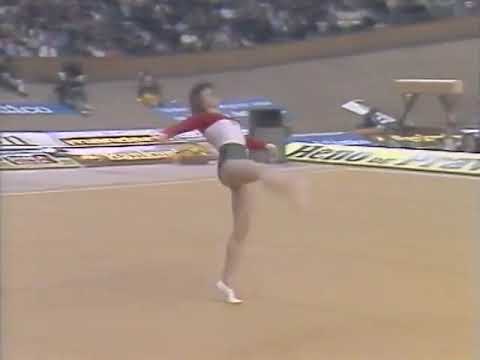 EF FX 1981 European Championships   Erika Flander HUN 19 000