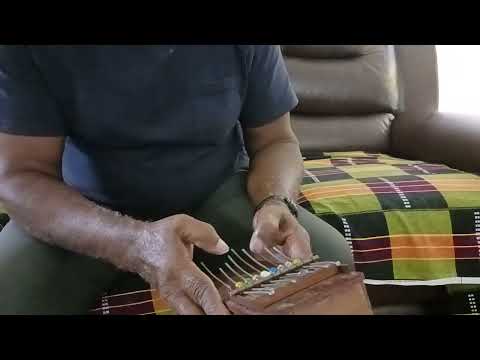 West/East African-style "thumb piano" (likembe) image 3