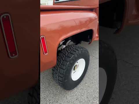 1977 Chevrolet K10 Custom Deluxe 4×4 Stepside