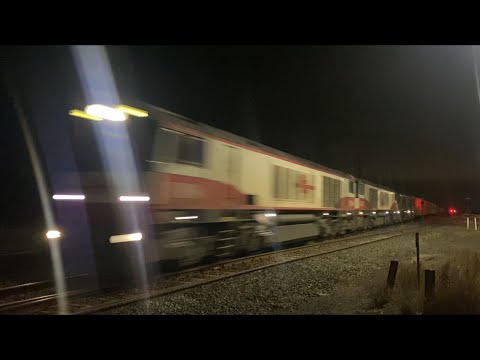 Down SCT 1MA9 with CSR006 CSR007 CSR014 at Gheringhap heading from Melbourne to Adelaide 16/7/2023