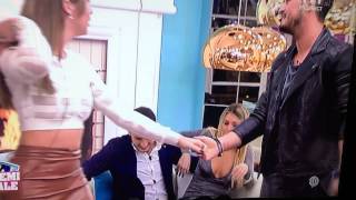 Secret Story 9 - Mélanie sans culotte # Roma