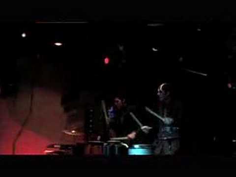 DrumJam: Rock Dance Feel