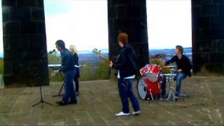 Maximo Park - By the Monument