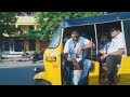 தண்டவாளம் நடுவே பூத்த பூவை போல சோகத்�