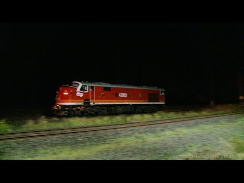 ChumRail 42103 Diesel Locomotive Running Light Engine (12/6/2021) - PoathTV Australian Trains