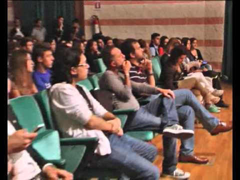 ONDA TG 1.10.2013 - LICEO CLASSICO DI SULMONA: ASSEMBLEA D'ISTITUTO