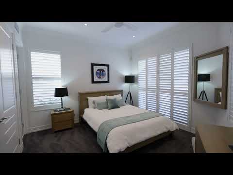 52 Clear Island Road, Broadbeach Waters, QLD 4218, 5部屋, 3バスルーム, House