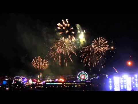 A Sky Full of Dynamite - Coldplay & Hardwell/Syn Cole vs. Gareth Emery [EDC LV 2014 Fireworks]