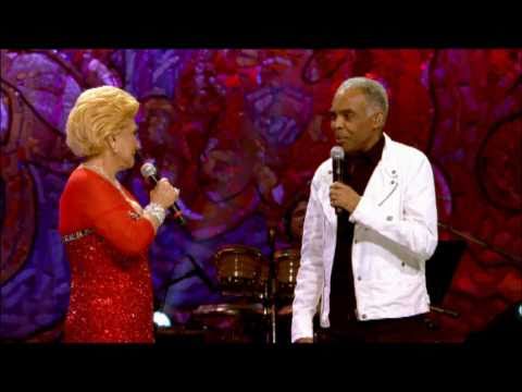 Hebe Camargo e Gilberto Gil - Esperando na janela