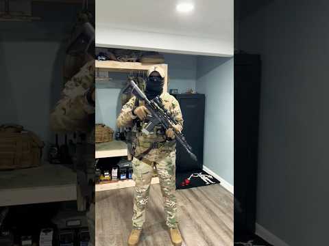 Mi equipo táctico en 25 segundos 🔥 #tacticool #1911 #mexico #corridos #armasdefuego #militar