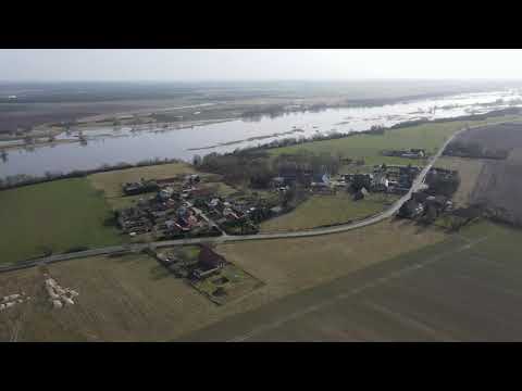 Dalchau mit der Elbe von oben in 120 Meter Höhe 4K