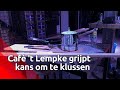 Bij Café 't Lempke aan het Stratumseind wordt flink geklust nu alles stil ligt.