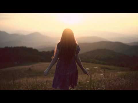 Chriss V - Sunfall Tale