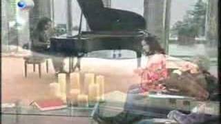 ŞEBNEM FERAH-Hoşçakal (Şeffaf Oda)