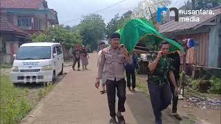 POLISI TELADAN PANDEGLANG: AKTIF GOTONG ROYONG HINGGA GALI MAKAM WARGA