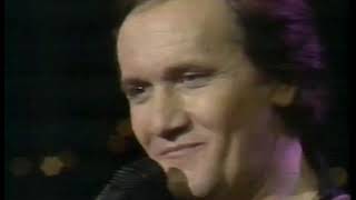 Music - 1983 - Roger Miller - You Cant Roller Skate In A Buffalo Herd + Chug A Lug - Live At ACL