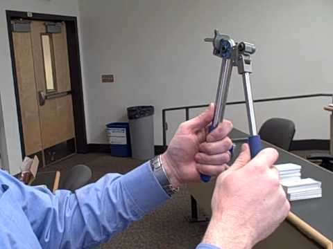 Demonstrating how to bend 1/4 inch stainless tubing