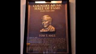 Video thumbnail of "Tom T. Hall - Homecoming"