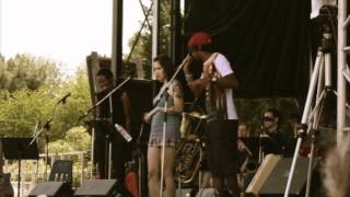 Kellylee Evans w Eekwol & Shamik- LOST (Live at 2009 Vancouver Island Musicfest)