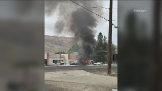 Vehicle crashes into power pole near Horseshoe Bend