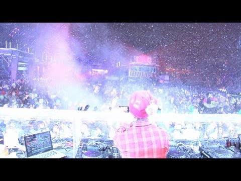 Josh Wink @ Igloofest 2013 --HD--