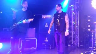 Good Charlotte intro to hold on-union hall