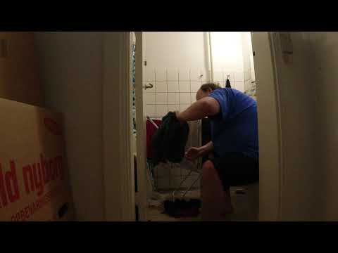 MongoTV_5468 - Del 6 - VASKER SENGETØJ I BADEKAR SØNDAG - Skylning - Tørrestativ