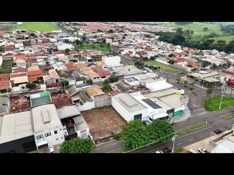 Voo sobre o Bairro Altos do Palmital em Marília SP