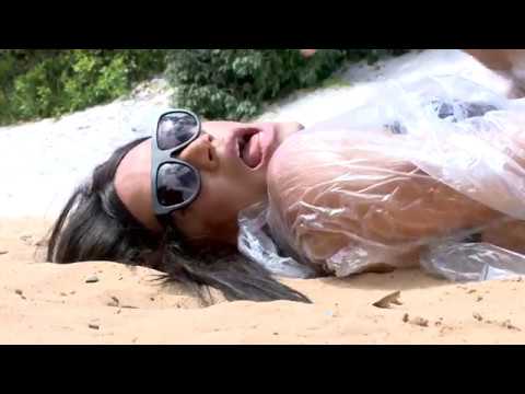 AREIA NA SUA CARA | PARÓDIA Major Lazer - Sua Cara (feat. Anitta & Pabllo Vittar) (Official Video)