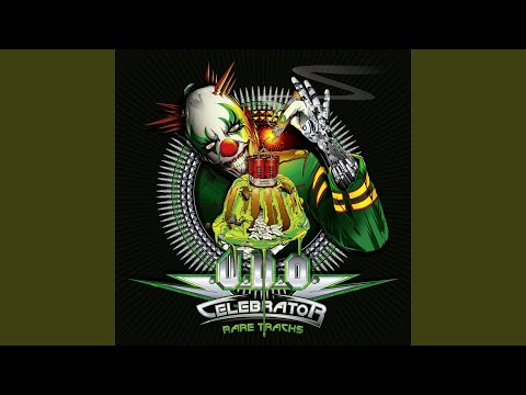 Videoclip de Azrael (Remix) — U.D.O.