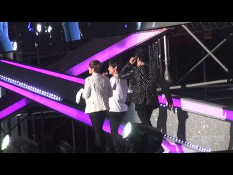 [Fancam] 131019 SMTOWN in Beijing Ending changmin focus