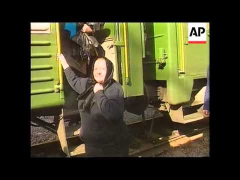 Russians - Chechens Rally In Fight For Argun