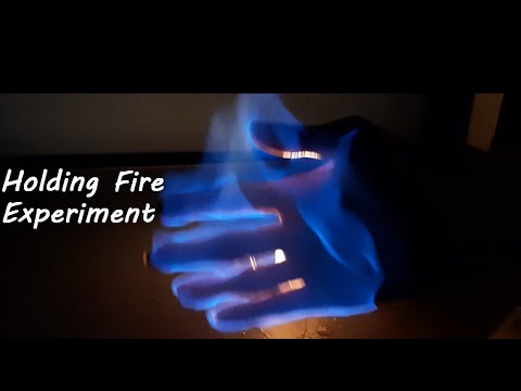Holding Fire 😱 Science experiment video 😱😱