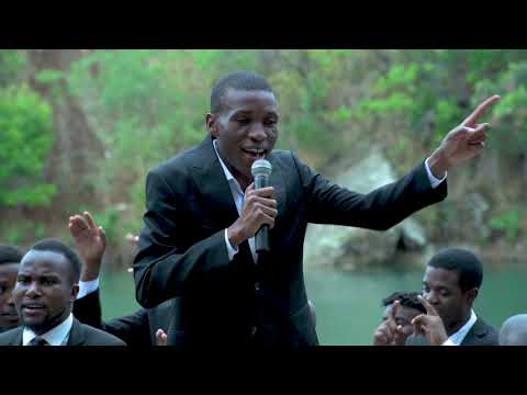 Zimpraise - Tinayo Hama ft Minister Elliot Makuyana