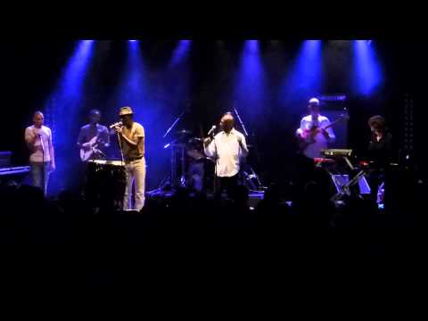 MJC l'escale à Aubagne Touré Kunda babacar sy (live)