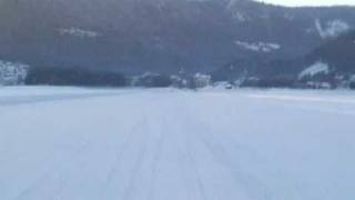 preview picture of video '286. 20.02.2011, Landing on ice, Fagernes, Strandefjorden'