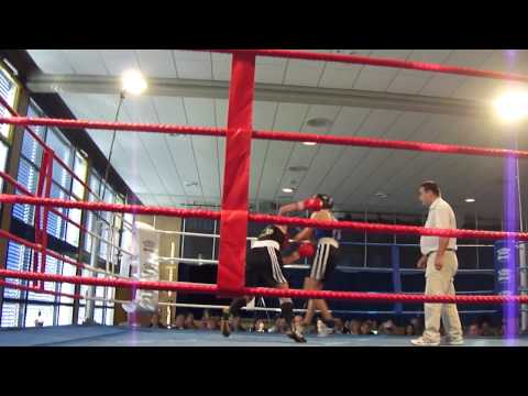 Rheinlandmeisterschaft2013 Daniel Magdinez (Box Gym Diez) gegen Serda Kükütüs (Bad-Kreuznach) Runde2